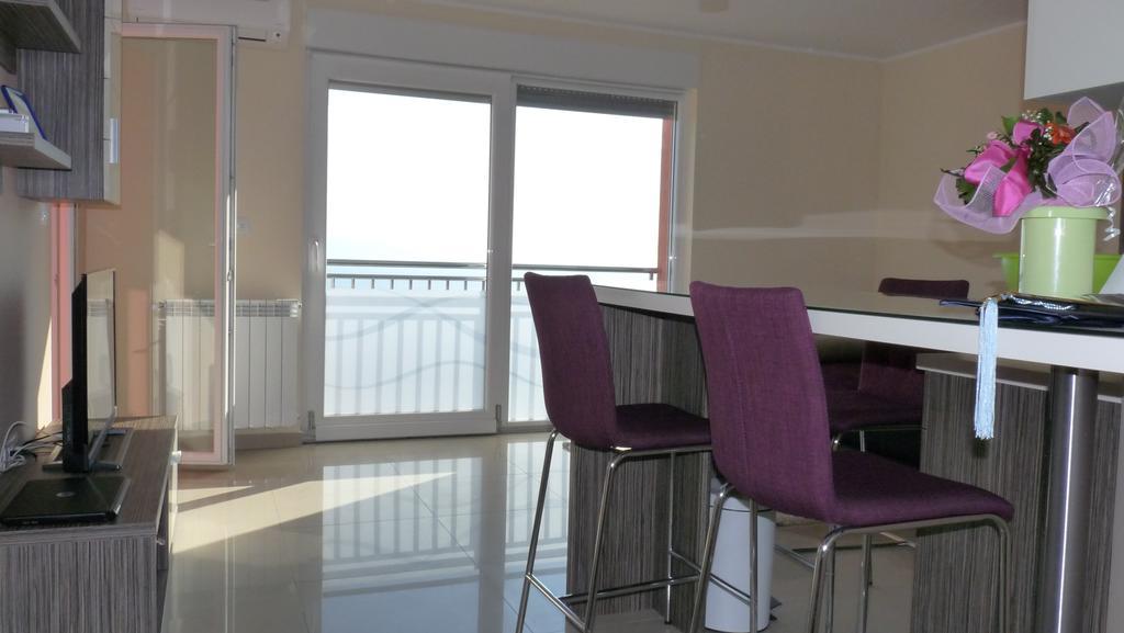Sandra With Free Private Parking * Rijeka