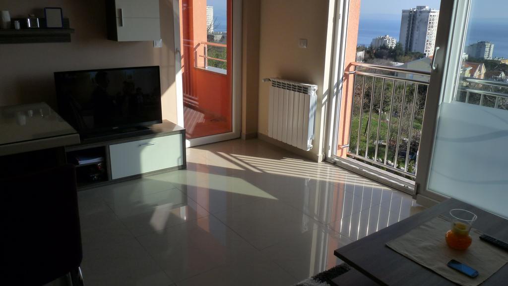 Apartment Sandra With Free Private Parking Rijeka