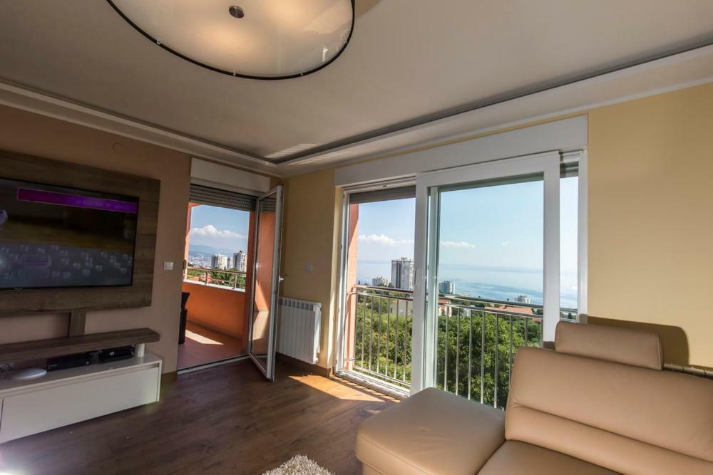 Apartament Sandra With Free Private Parking *