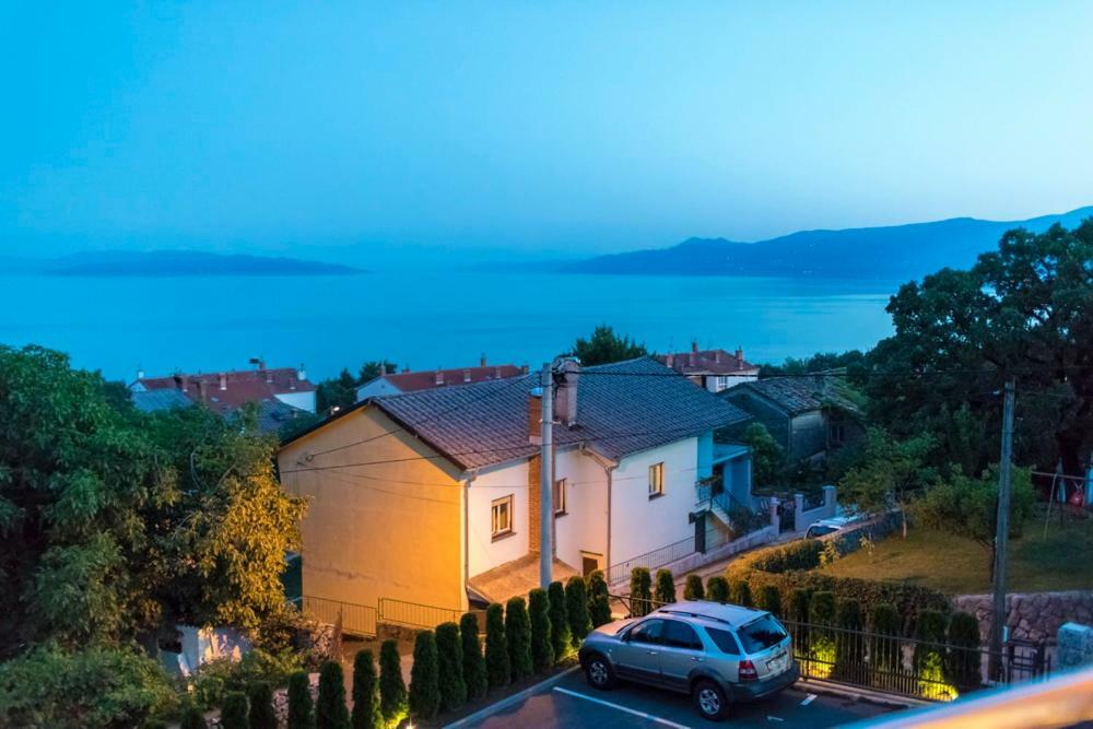 Apartment Sandra With Free Private Parking *