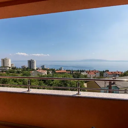 Apartments Sandra With Free Private Parking Rijeka Exterior photo